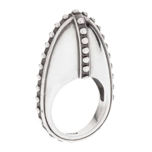GUCCI WOMEN'S TRIBAL EGG RING - SILVER