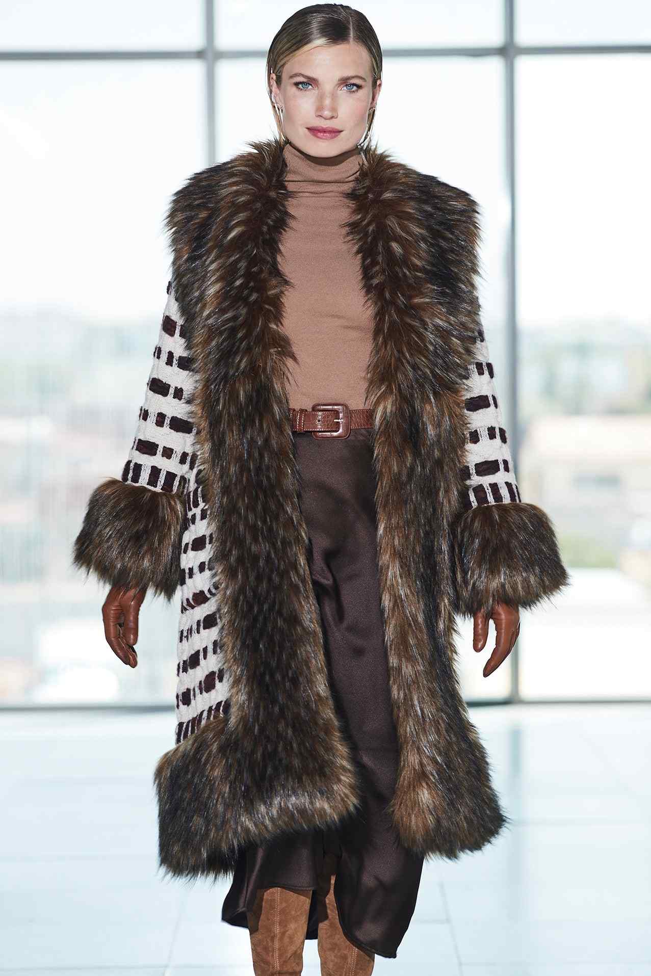 Brown Raw Alpaca Long Coat Claire | The Extreme Collection | Wolf