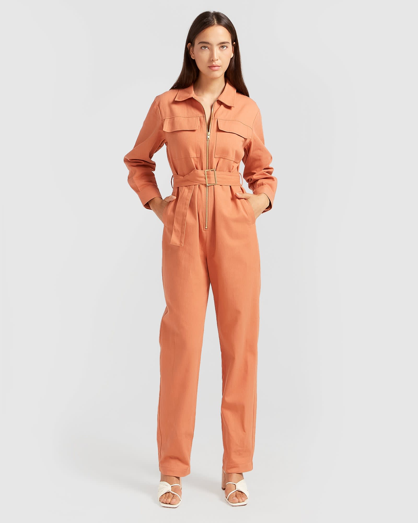 https://res.cloudinary.com/wolfandbadger/image/upload/s--m9Bxv65Q--/q_auto:eco/products/montana-utility-jumpsuit-sienna__c248ff073dd37b622c4bc324041b5626