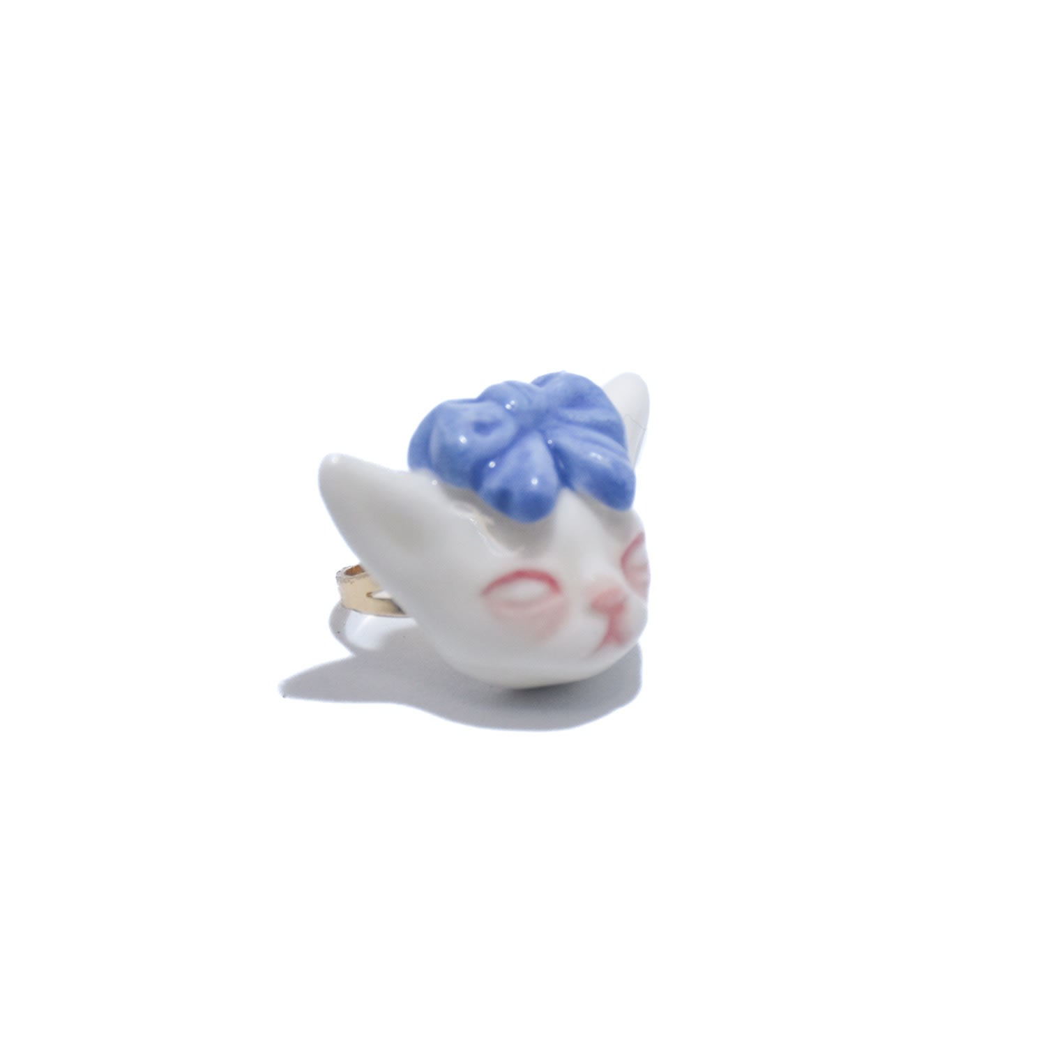 H2 Studio Women's Pink / Purple / Blue Angry Puss Porcelain Purple Blue Bow Tie Cat 14k Gold Plated Brass Ring