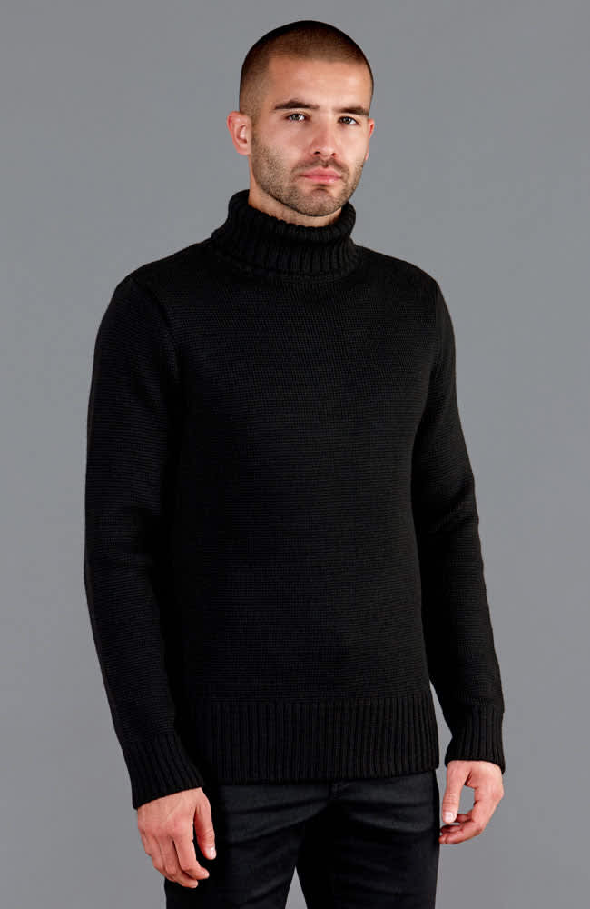 modern submariner jumper