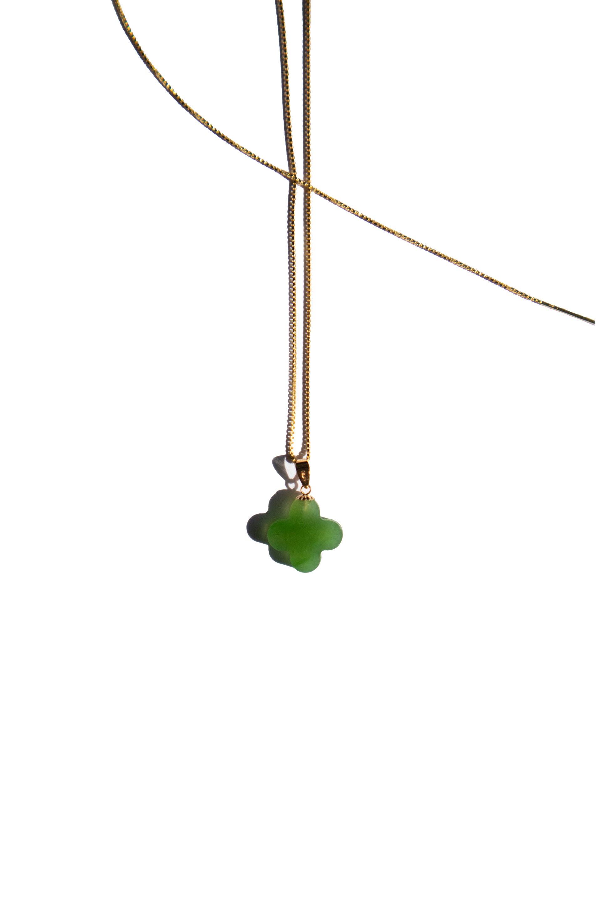 Seree Women's Clover Green Jade Pendant Necklace In Green