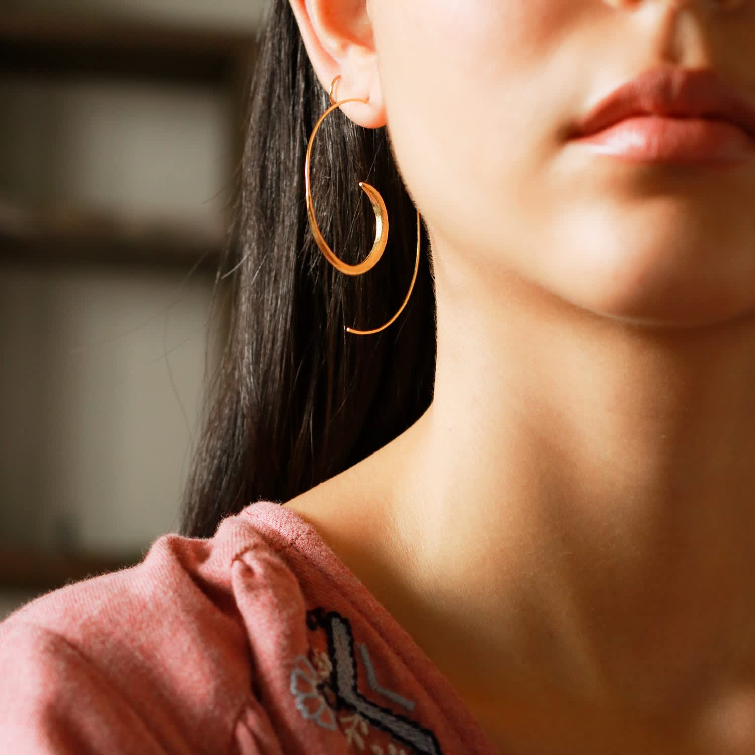 ottoman hands earrings