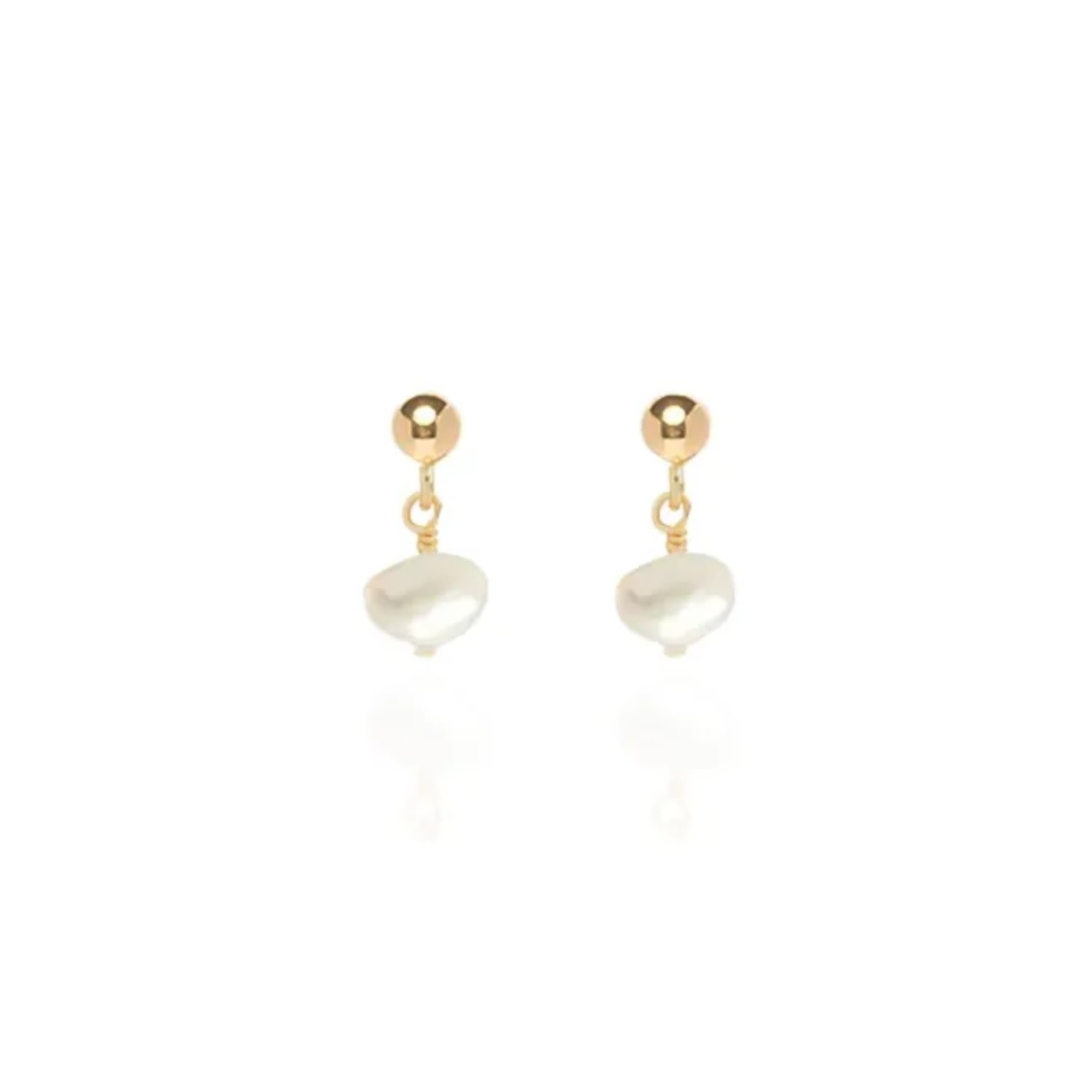 Ella Palm Women's Gold / White Cassis Keshi Pearl Gold Studs