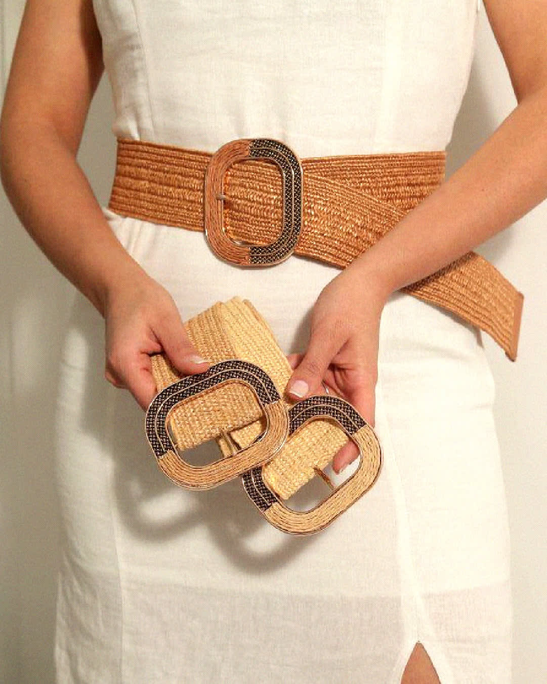 3825 Women\'s Woven Rattan Wide Stretch Straw Belt With Round Buckle Beige Elerevyo Woven Wide Stretch Belts, Straw Rattan Buckle  main image 2