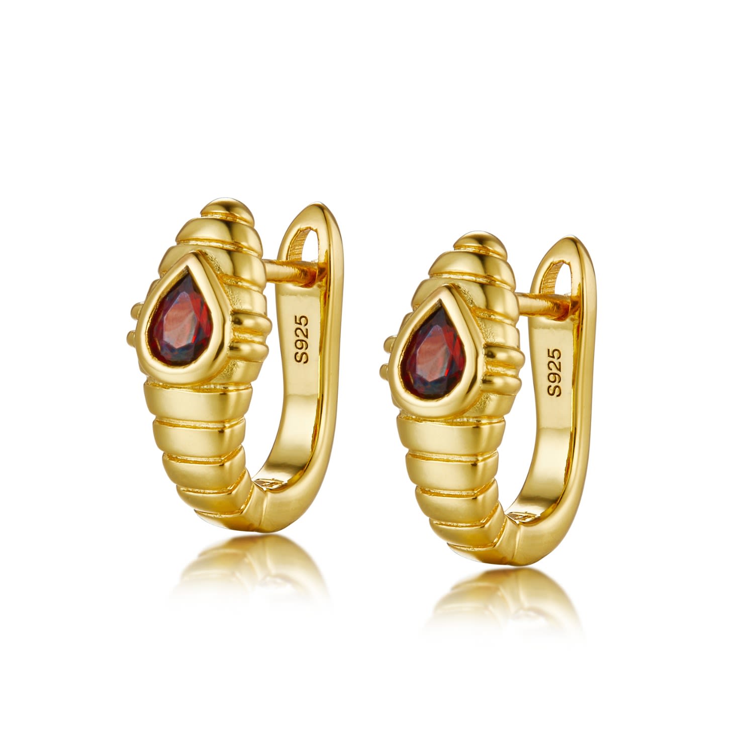 Janus Edinburgh Women's Cobra Gold Vermeil Red Garnet Earrings