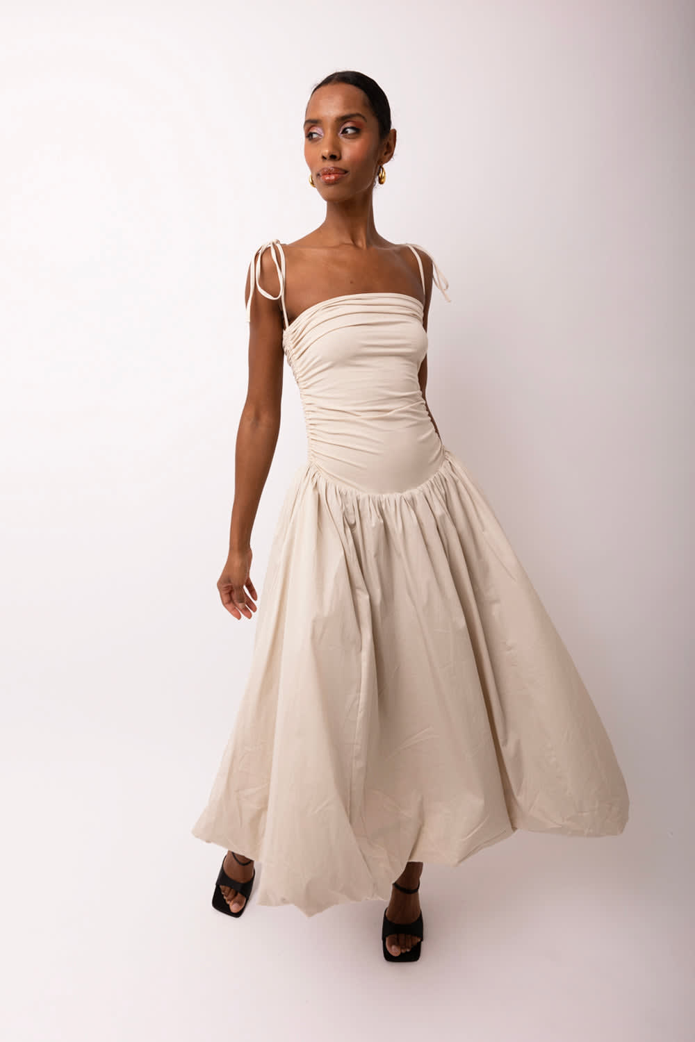 Amy Lynn Alexa Puffball Midi Dress - White