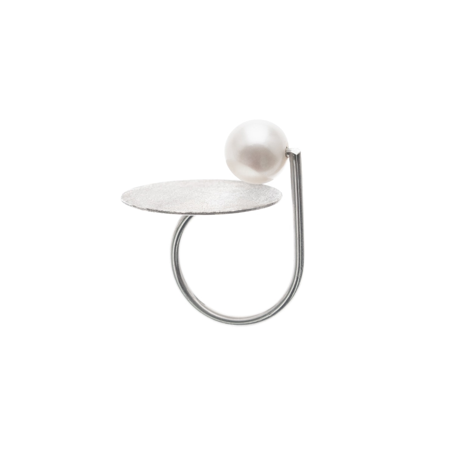 Silver Moon Women's Pearl Sterling Silver Ring - White Moon Pearl In Metallic