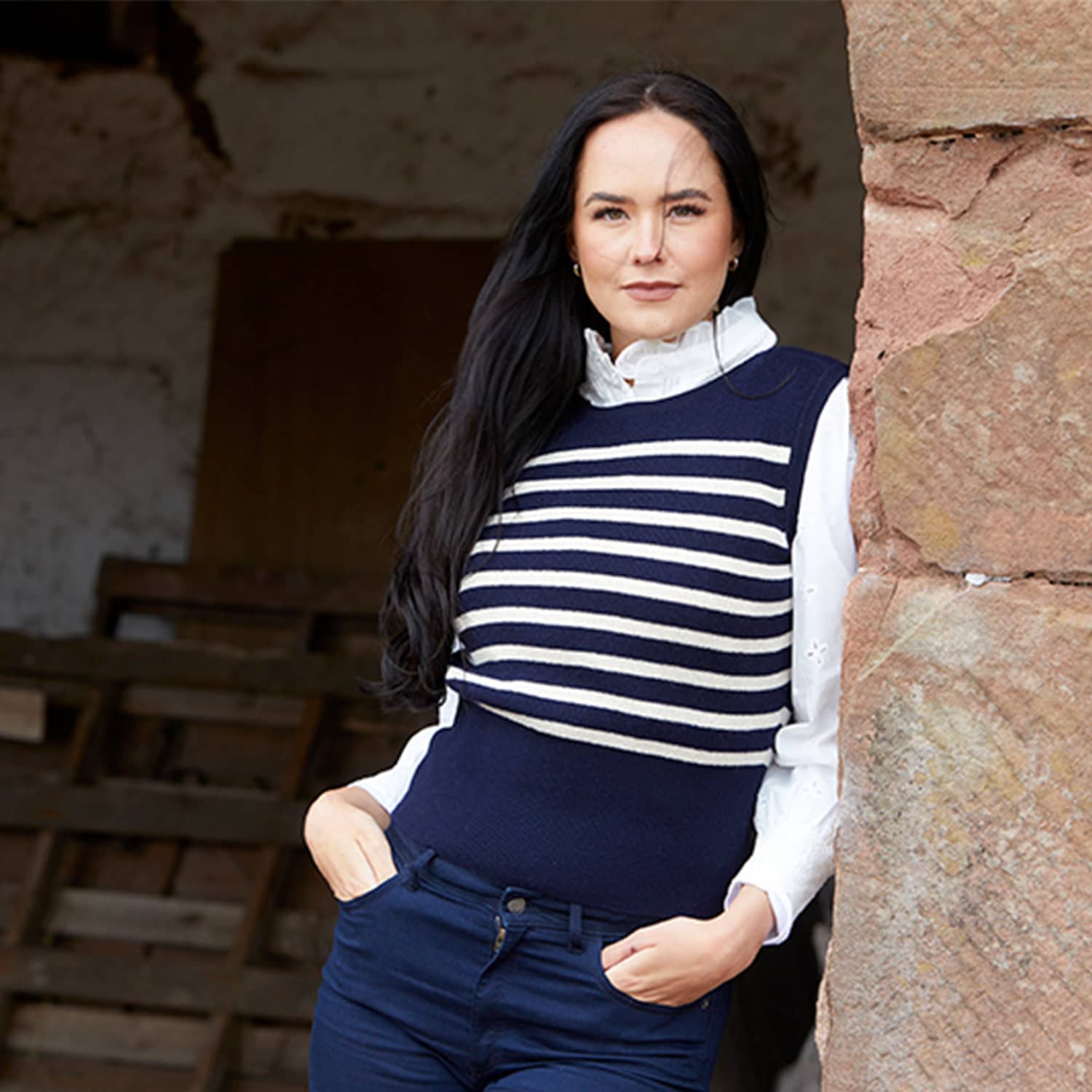 navy-cream-lurex-stripe-vest-