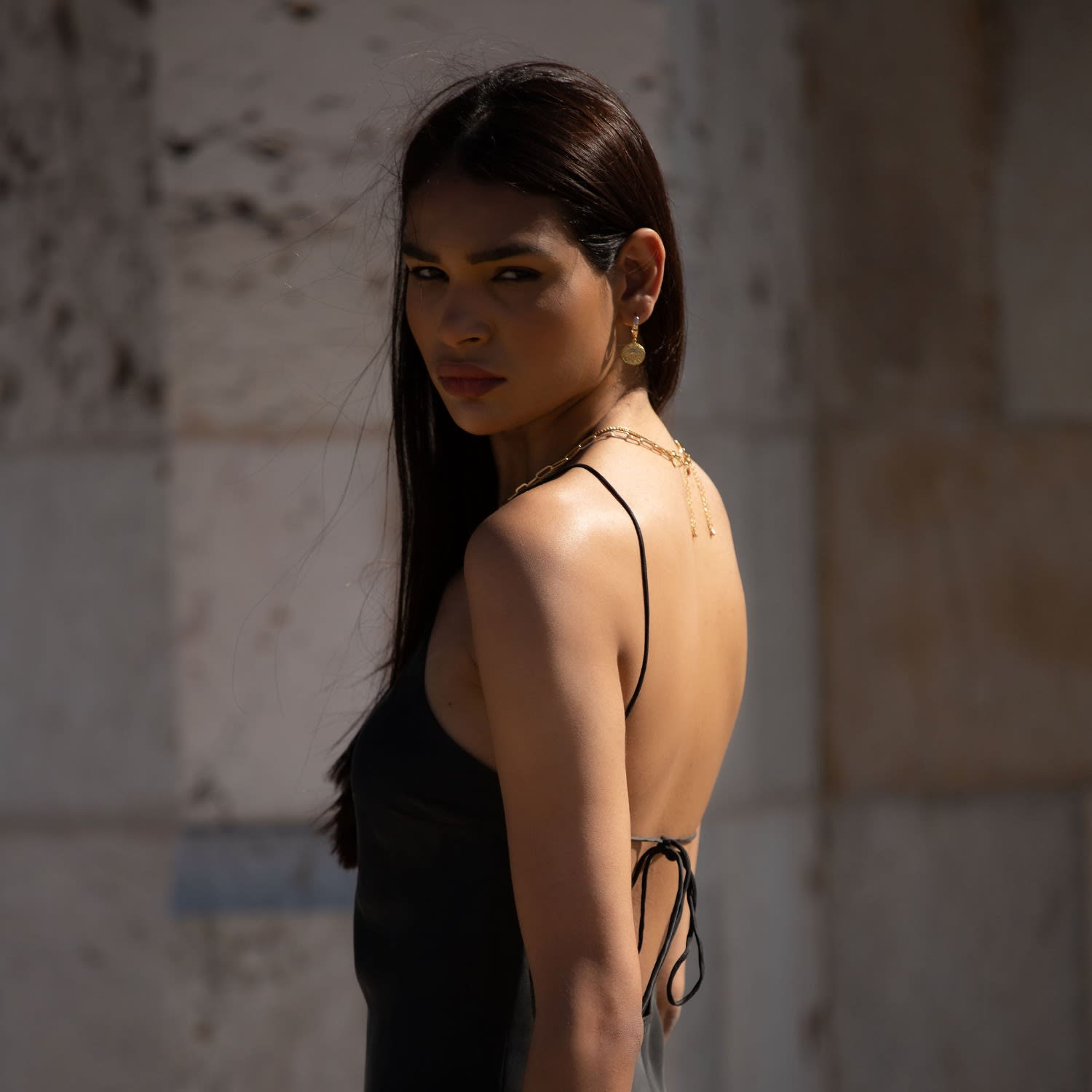 ワンピース THEREDTHREAD S backless halter dress THEREDTHREAD / ザレッドスレッド】S backless halter dress mini