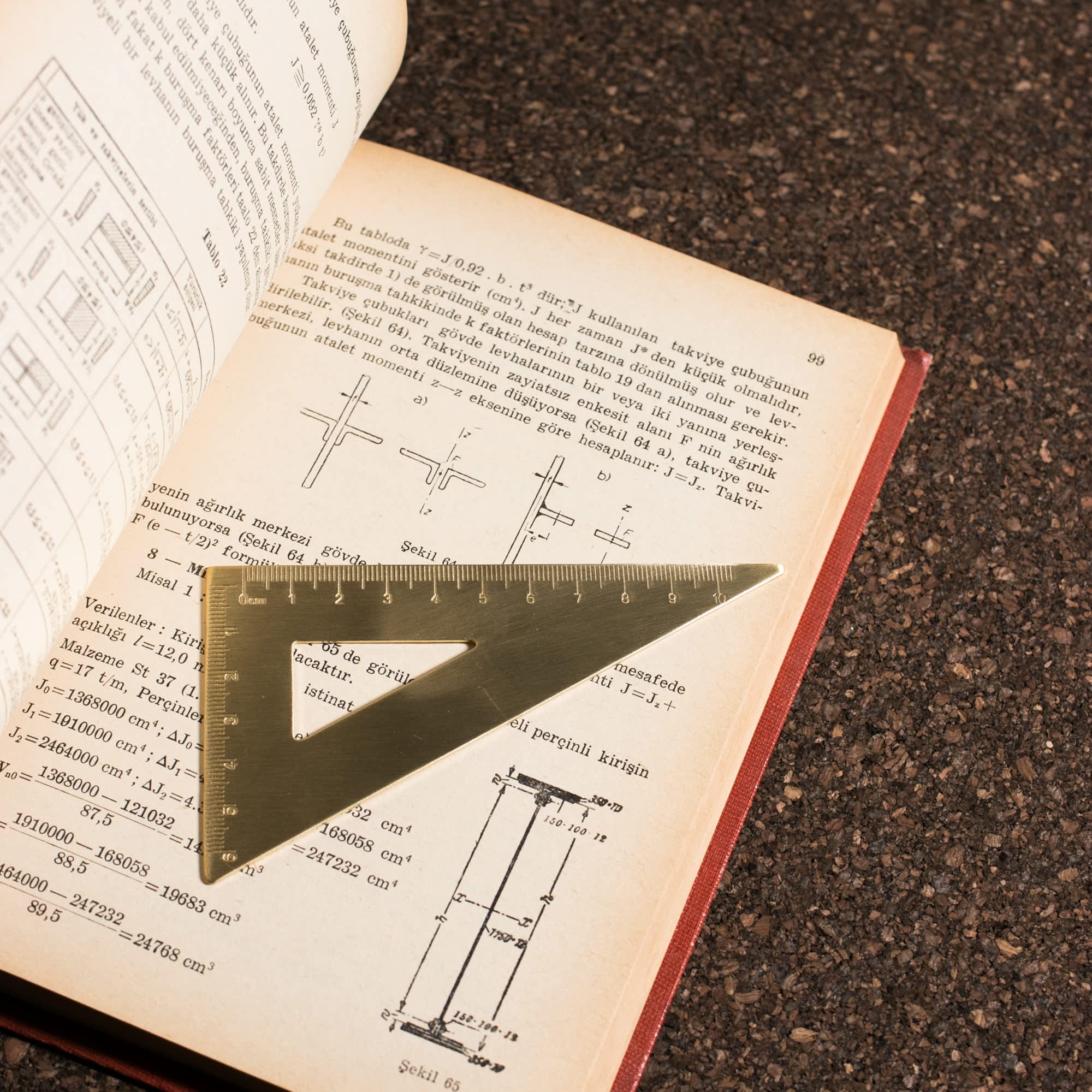 Point Brass Triangular Ruler