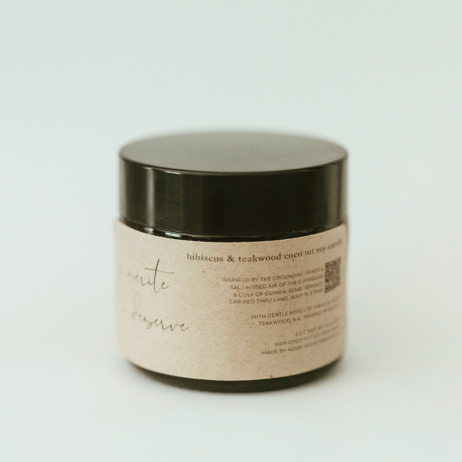 Neutrals Je Mérite Hibiscus & Teakwood Coconut Soy Mini Travel Candle Jar | One Size | Je Mérite (I Deserve)