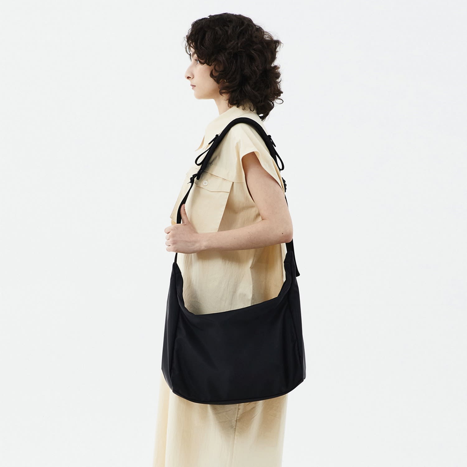 Ark Messenger Bag - Black | HAH ARCHIVE | Wolf & Badger