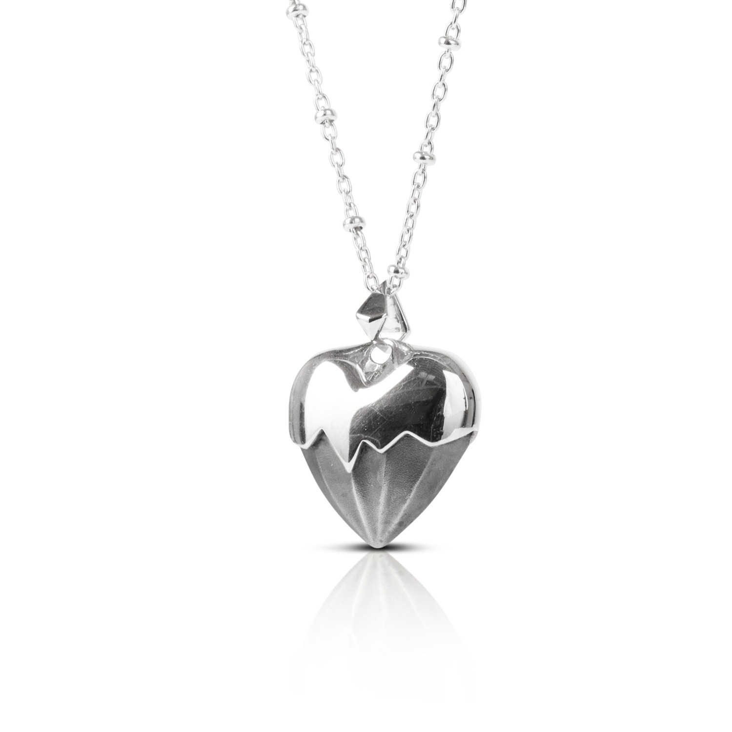 ★ROSEMONT★ Silver Black Heart Necklace RC24B33J Black Heart Pendant Silver | Kasun | Wolf & Badger
