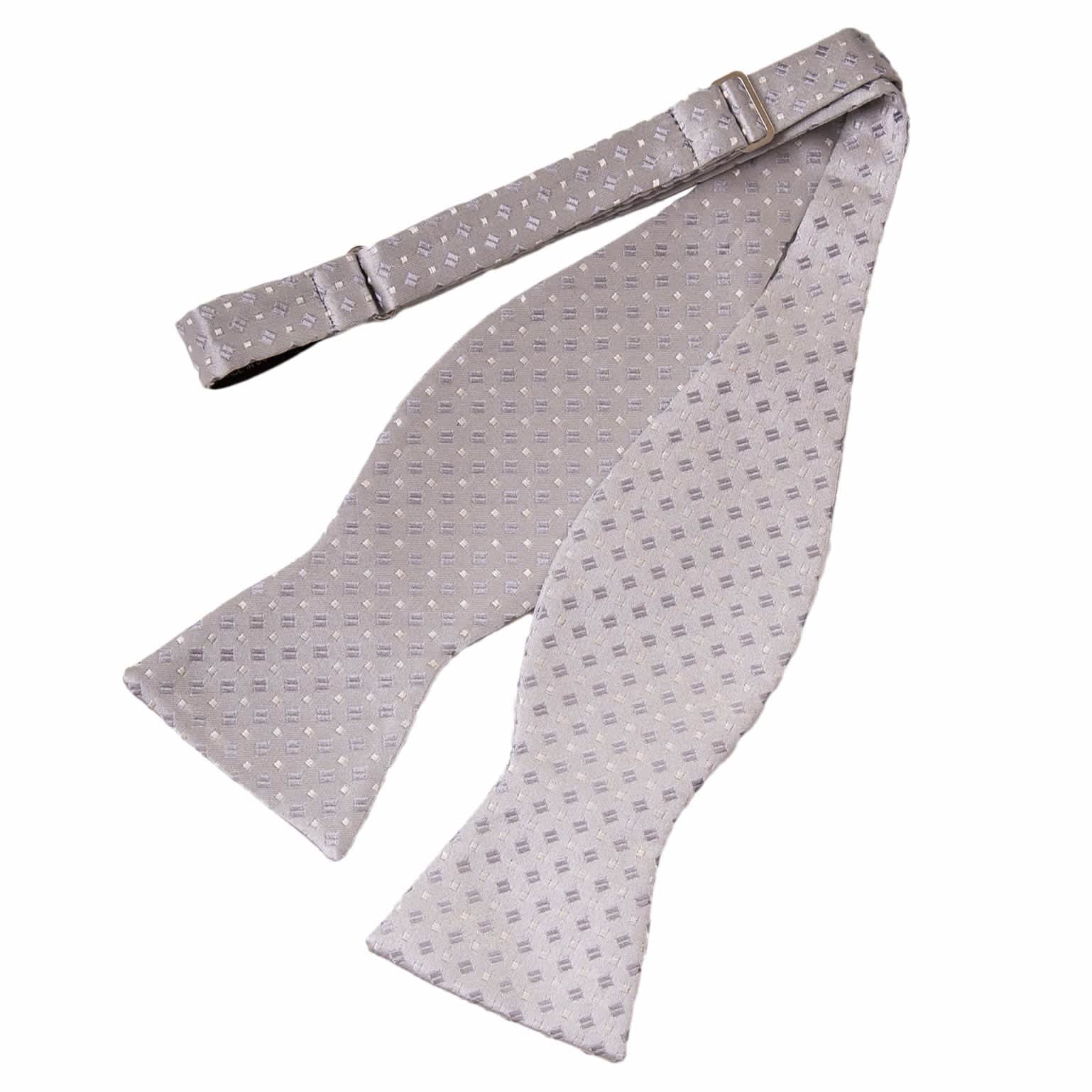 Monreale - Silk Ascot Cravat Tie - Champagne and Silver