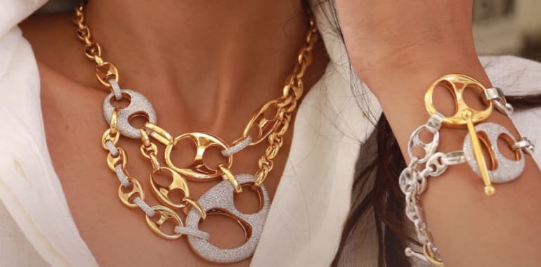 Vincent peach necklace 2025