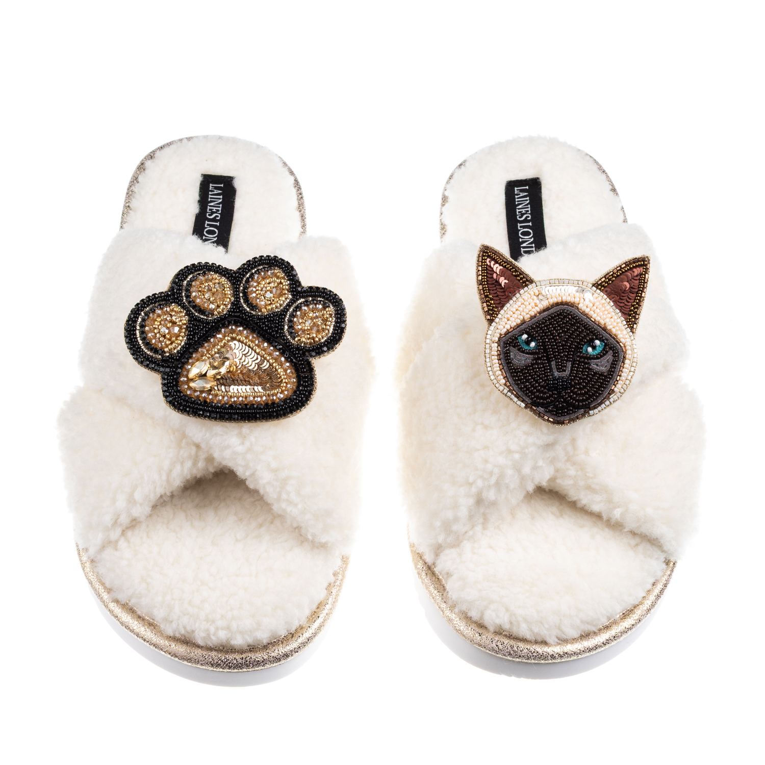 Laines London Women's Neutrals / White Boucle Slippers With Paw & Siamese Cat Brooches - Cream In White