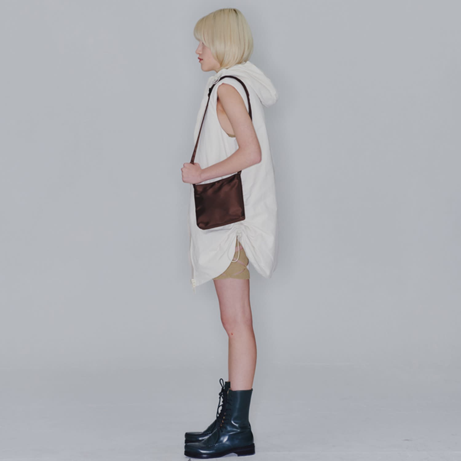 ☆HAH ARCHIVE☆ Lightweight Crossbody Bag Brown S#lwb Lightweight Crossbody Bag - Brown | HAH ARCHIVE | Wolf & Badger