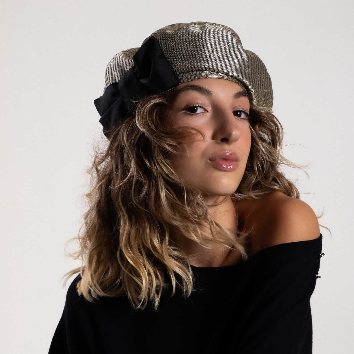 The Bow And The Hat - French Beret | SIBI Hats | Wolf & Badger