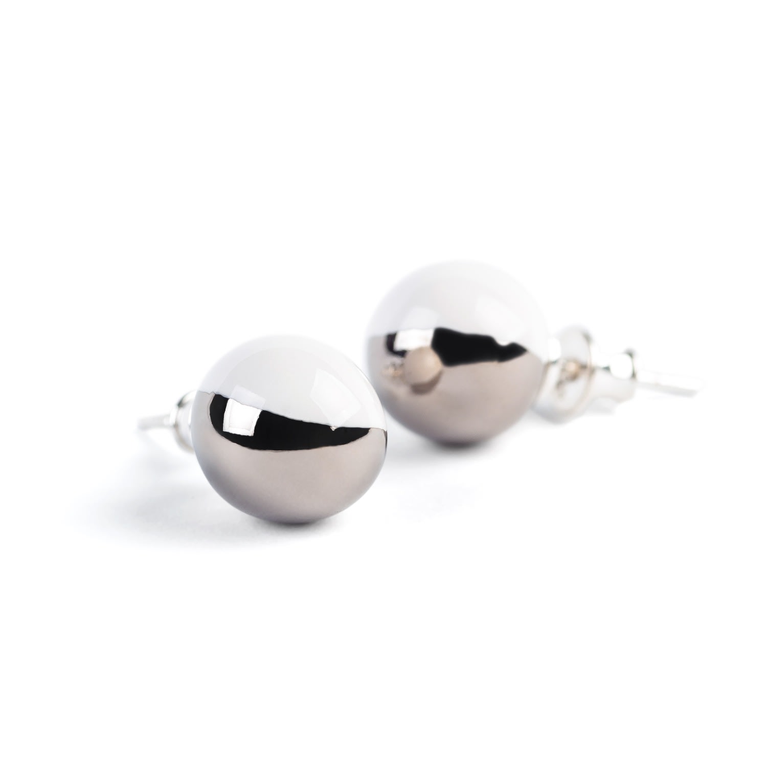 Women’s Bubble Stud Earrings - White & Silver Cj·314