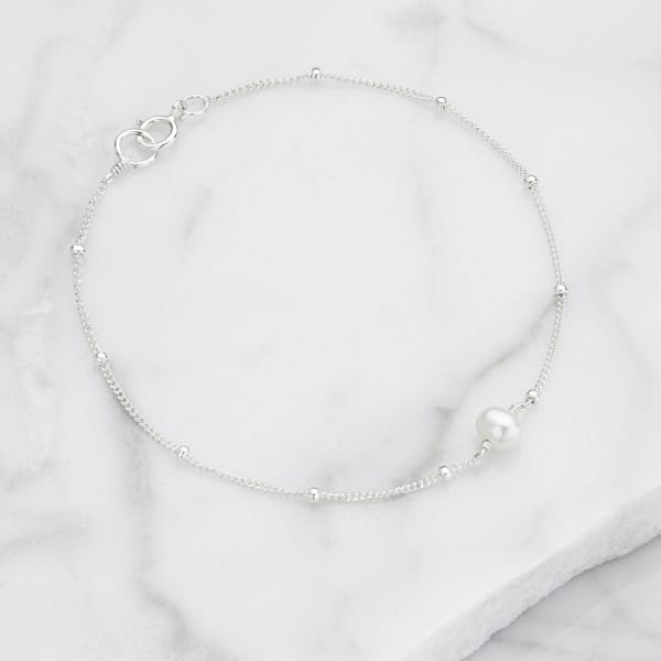 Lily & Roo Sterling Silver Single Pearl Bracelet On Satellite Chain In Pearl