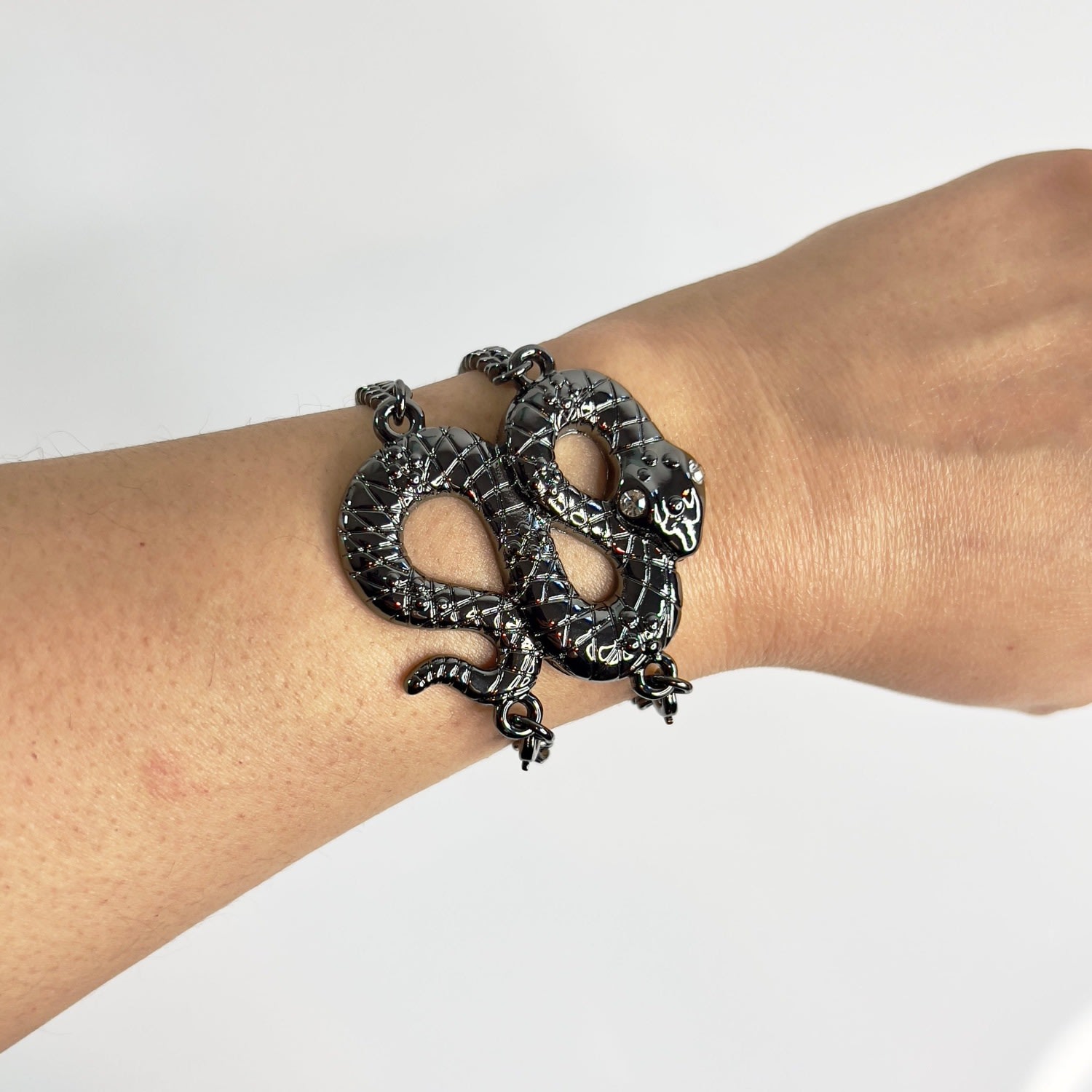 Women’s Grey Python Bracelet In Gunmetal Gray Jagged Halo Jewelry