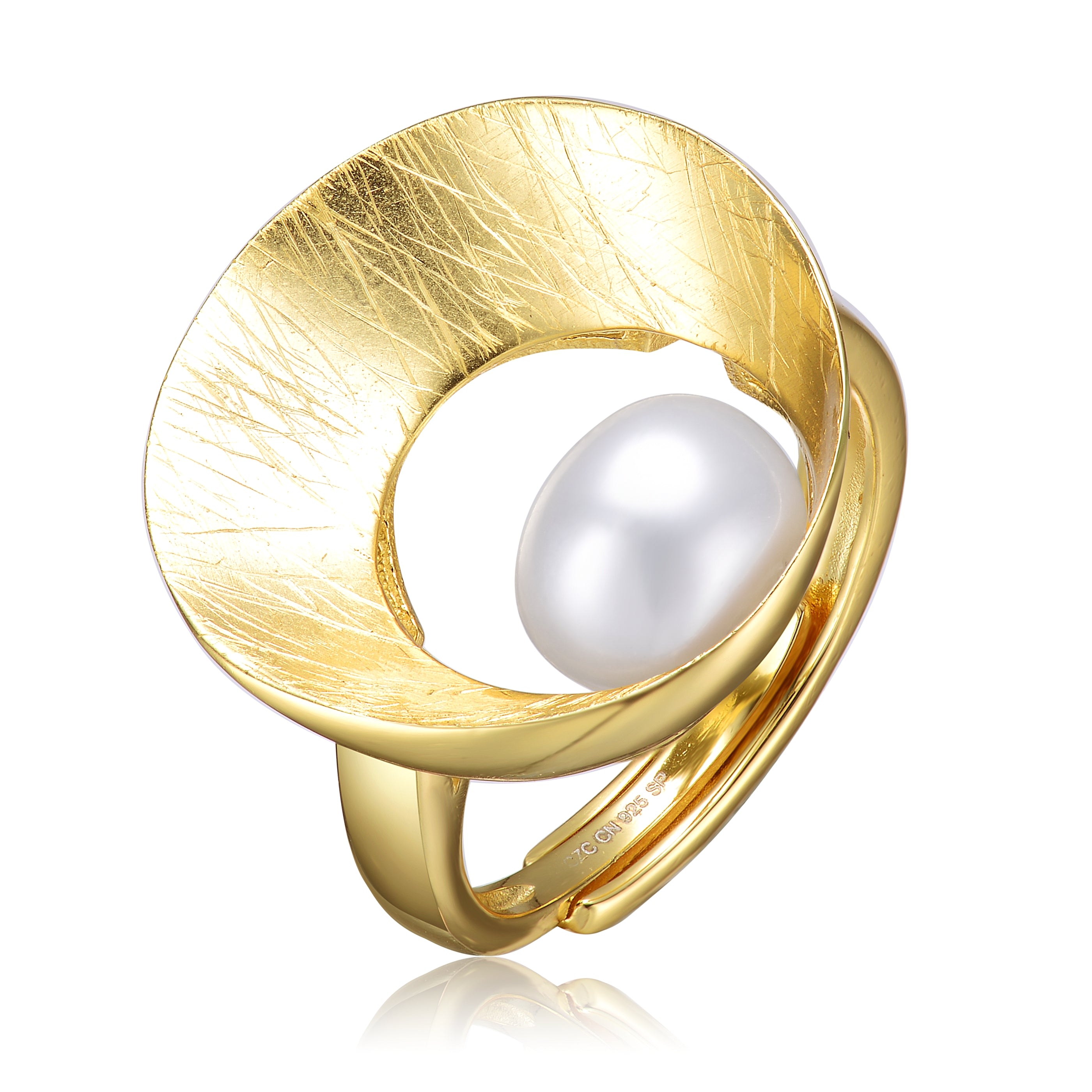 Women’s Gold / White Delphine Brushed Circle Golden Pearl Ring Genevive Jewelry