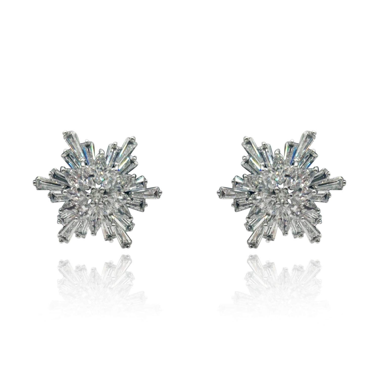 Michael Nash Jewelry Women's Neutrals Three Dimensional Baguette Star Crystal Clip On Earrings In Metallic