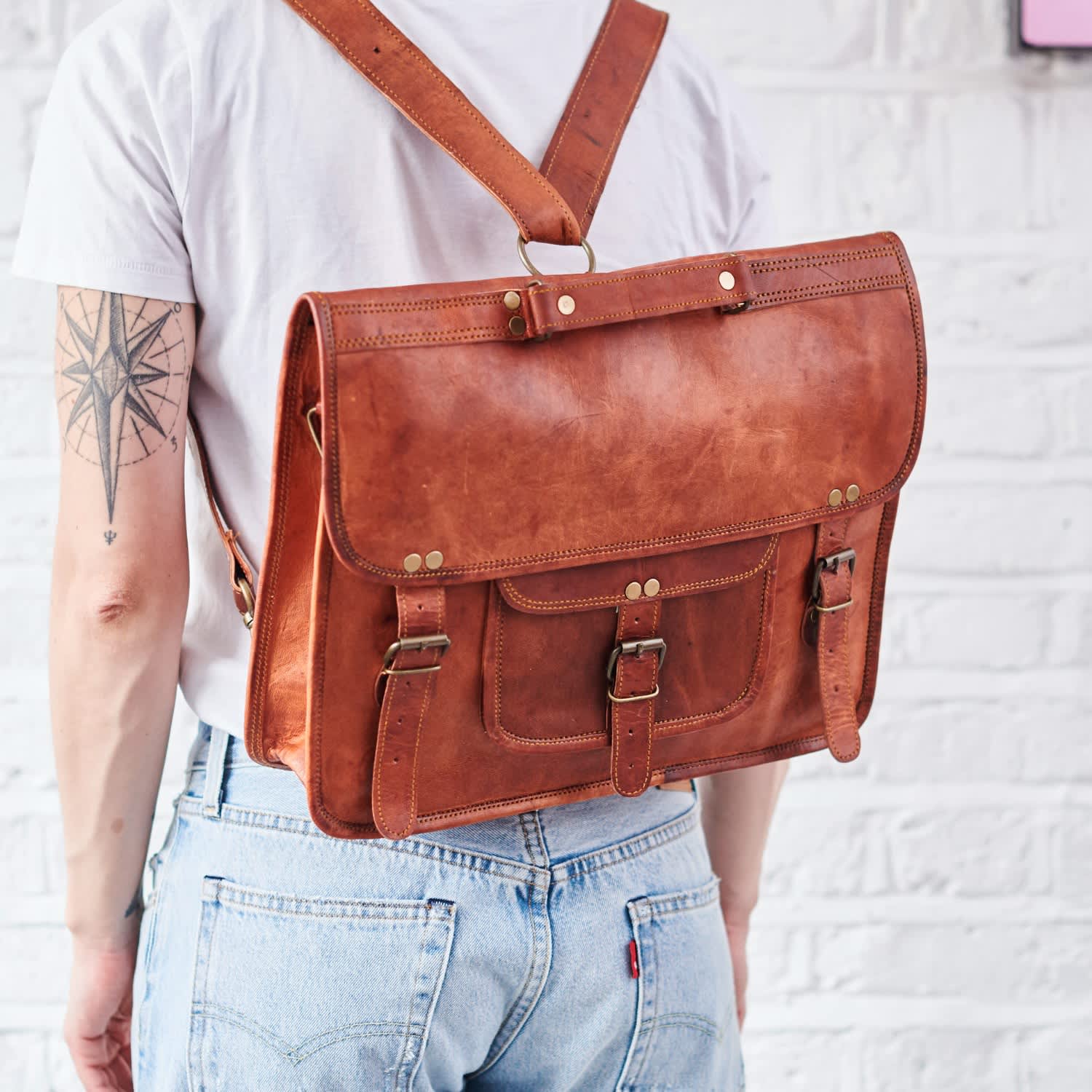 VINTAGE LEATHER SATCHEL BAG