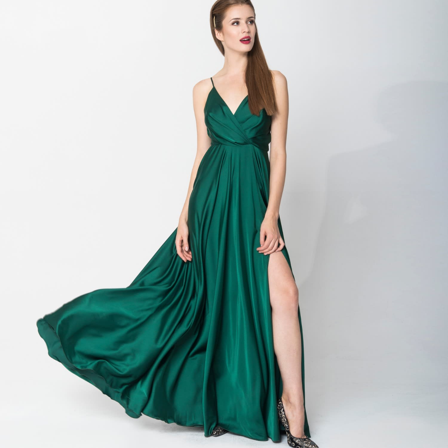 Melora Emerald Green Satin Sleeveless Maxi Dress