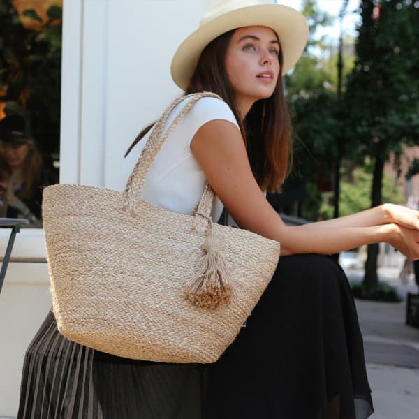 Korissa Kata Shoulder Bag
