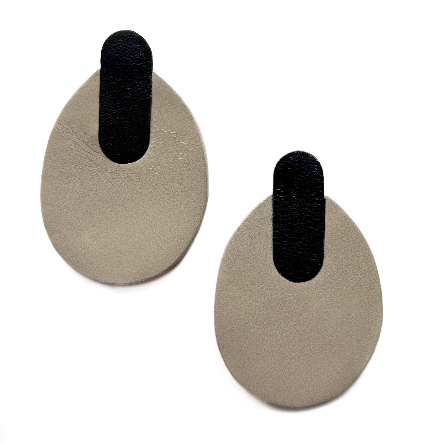 Waiwai Women's Neutrals / Black Echo Stud Leather Earrings