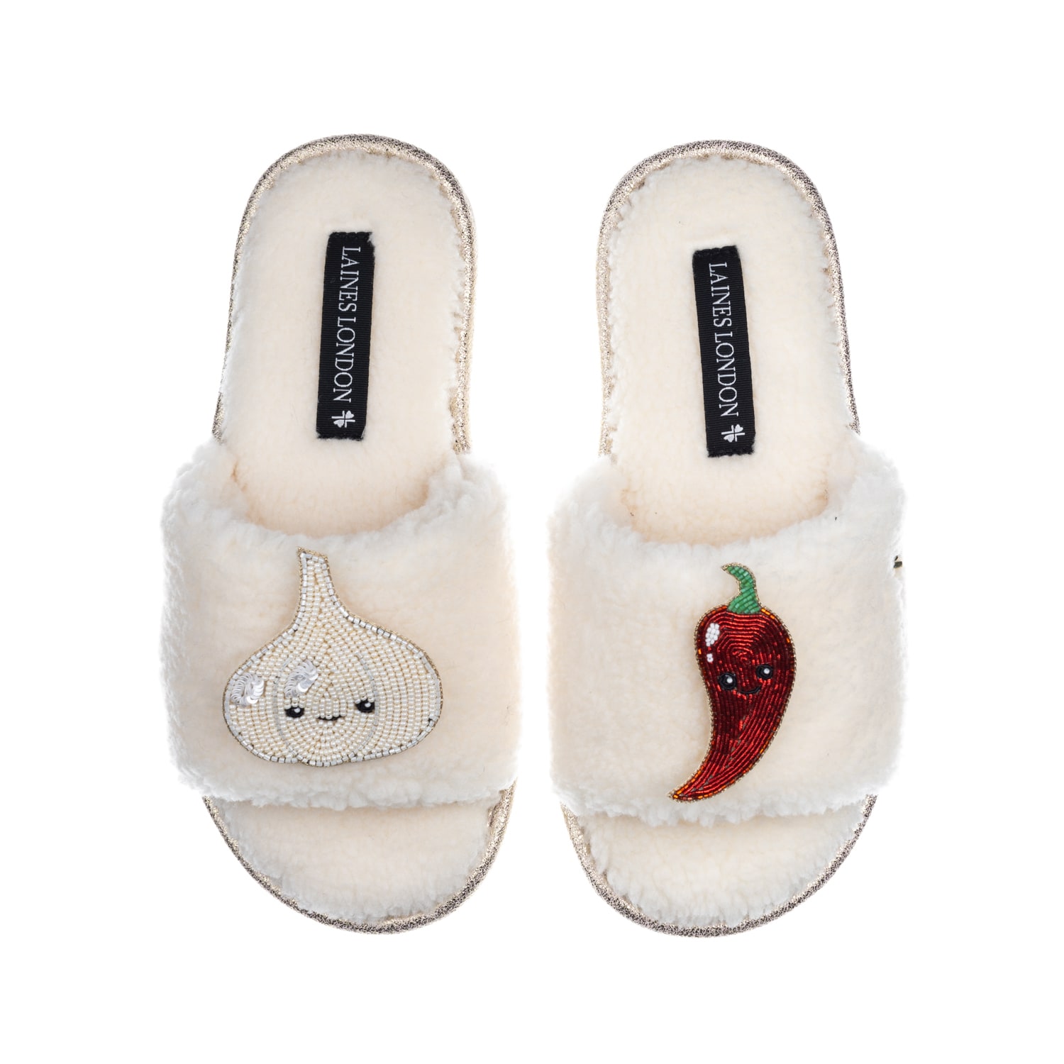 Laines London Women's White Teddy Slider Slippers With Laines Loveables Garlic & Chilli Brooches - Cream In White