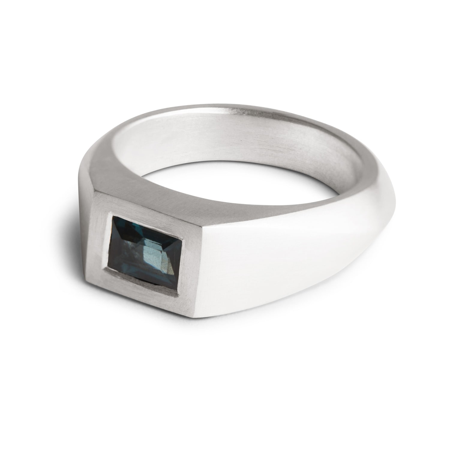 Kasun Women's Signet Ring - Silver & Blue Spinel