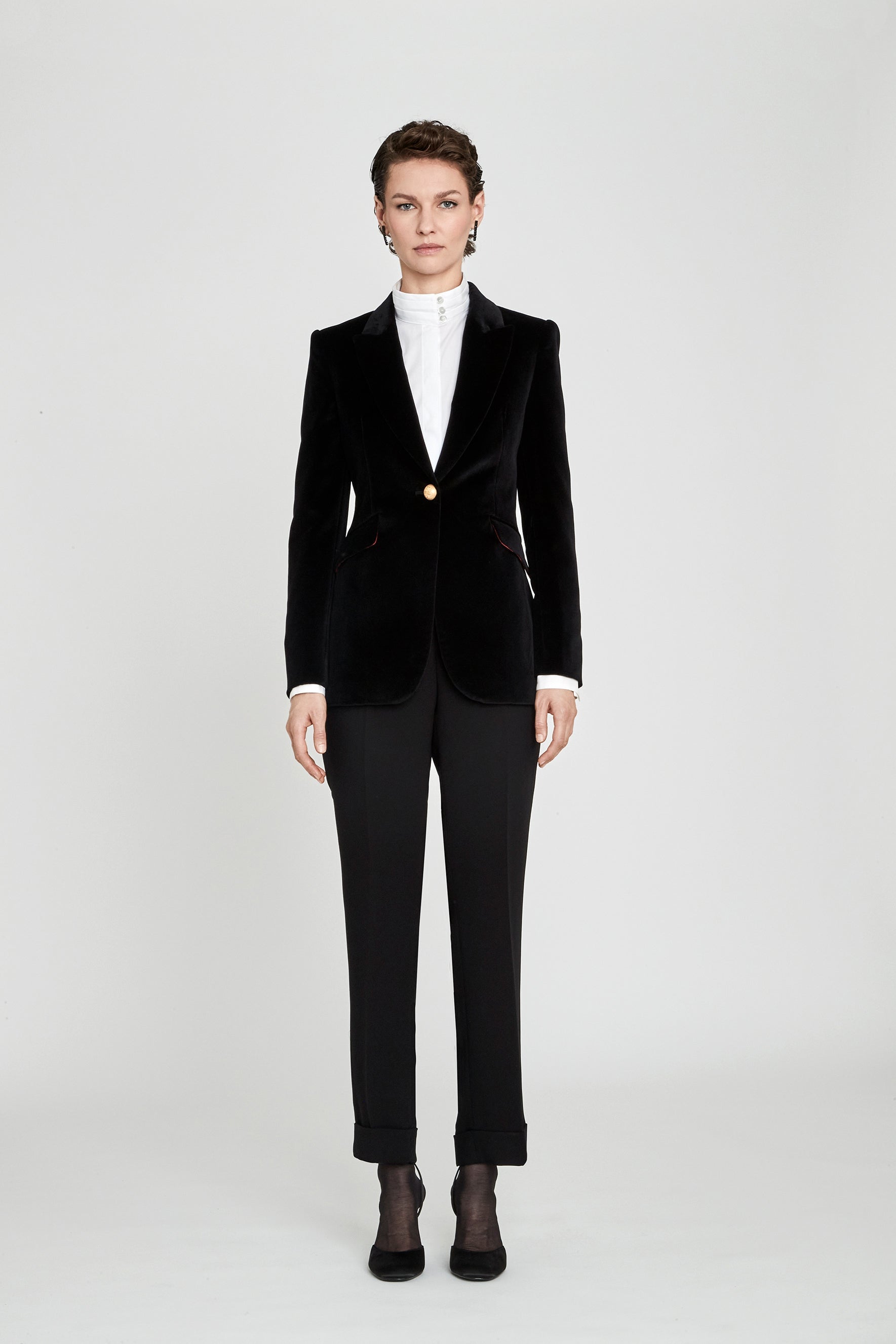 The Extreme Collection Women's Black Azabache Paris Velvet Blazer In Black