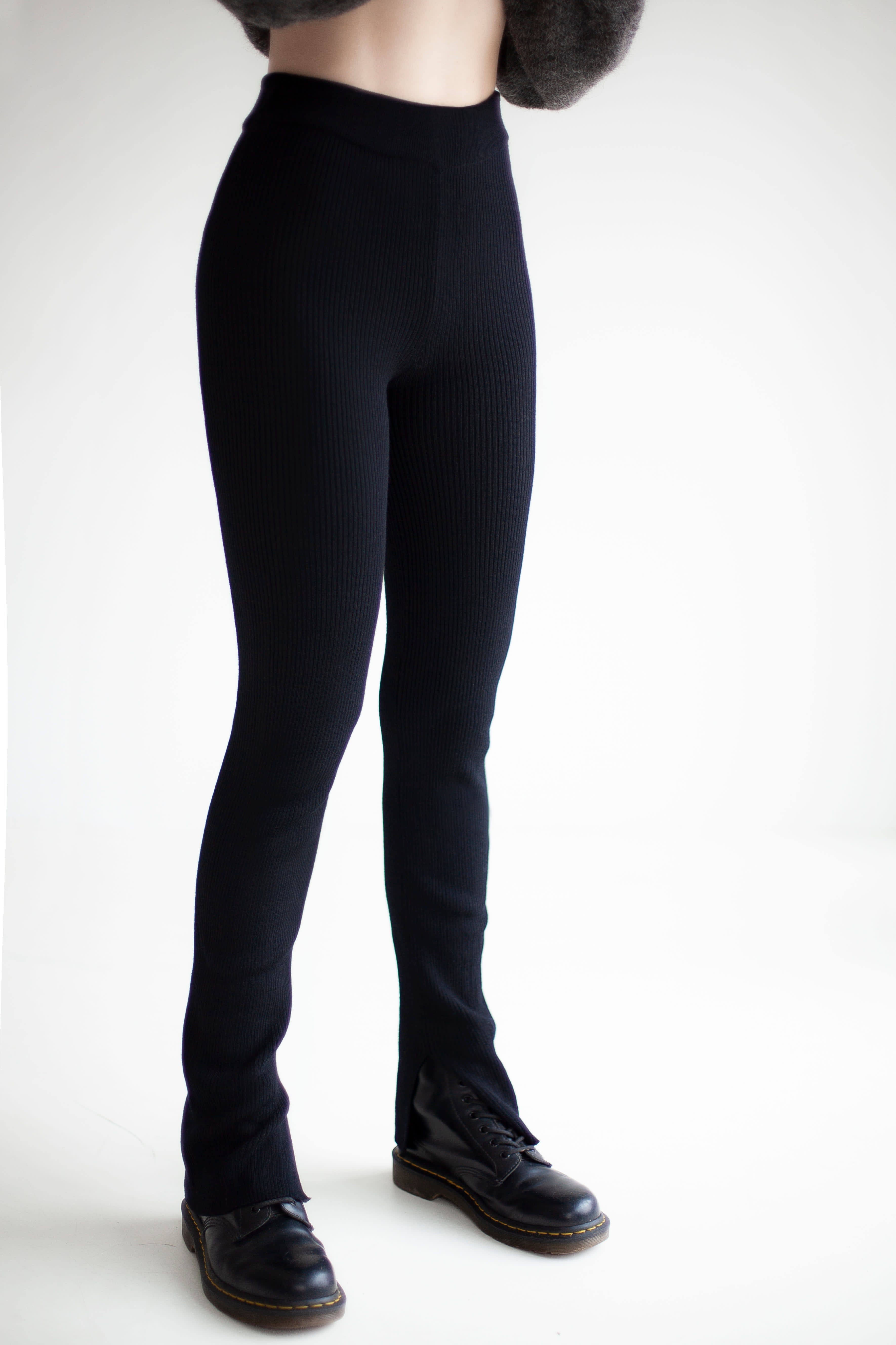 Ribbed merino wool leggings with stirrups