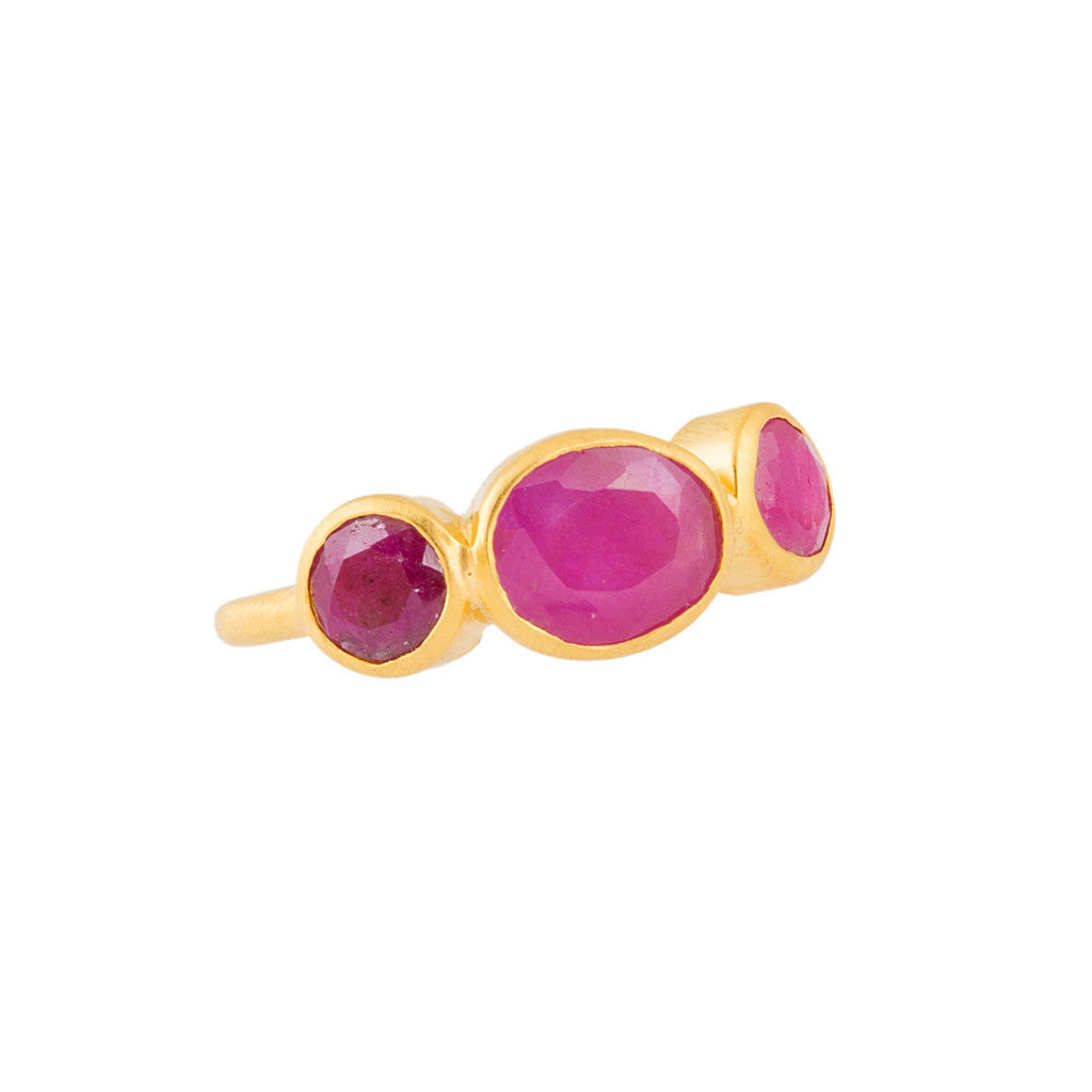 Opium Jewels Women's Gold / Red Triple Stone Ruby Ring