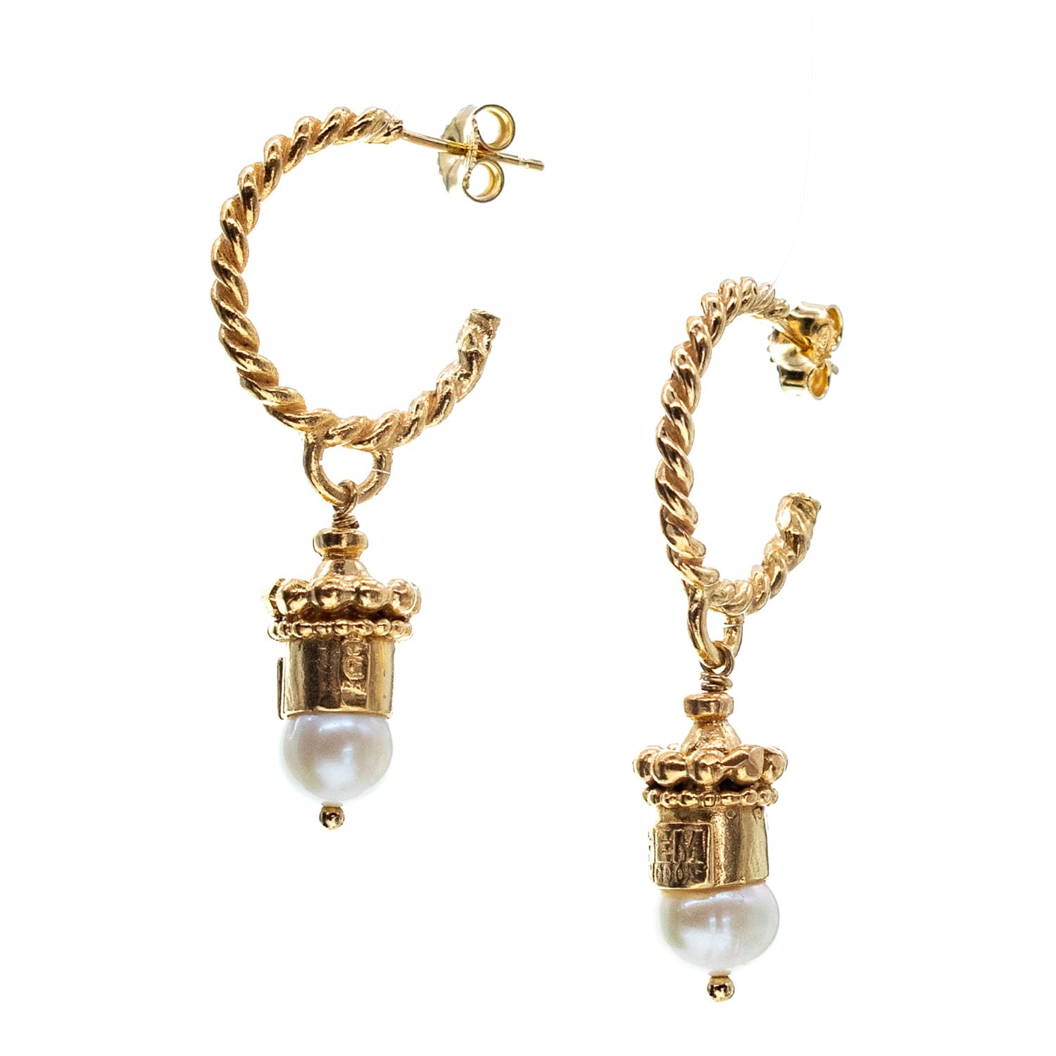 Gem Kingdom Women's Gold / White Gold Plated Pearl Earrings In Gold