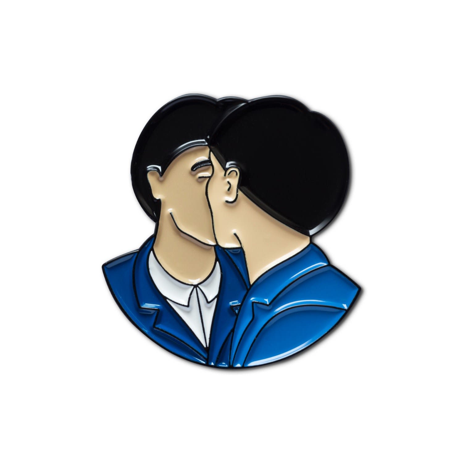 Women’s Enamel Pin Kisses Make Heads Turn