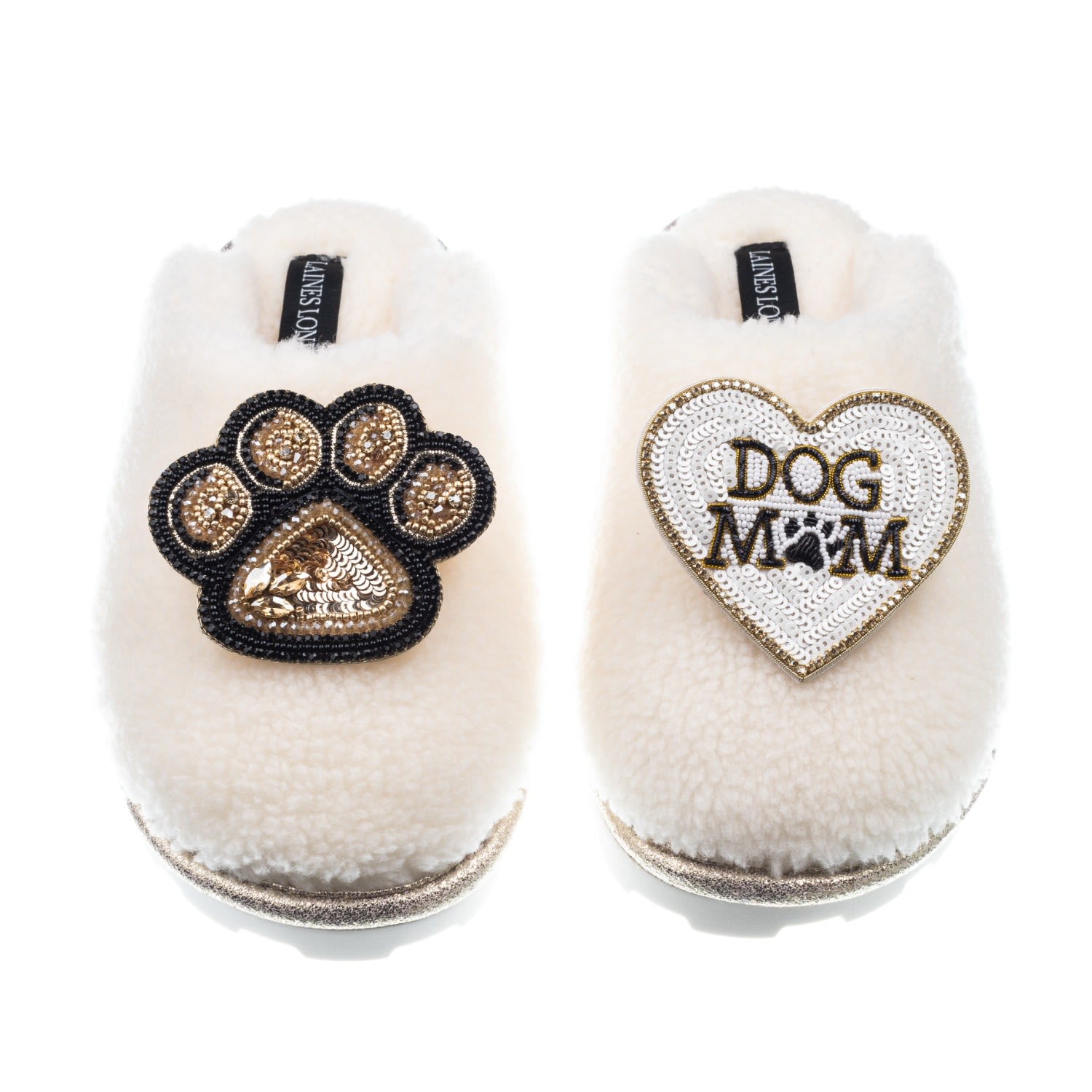 Laines London Women's White Teddy Closed Toe Slippers With Dog Mum / Mom & Paw Brooches - Cream
