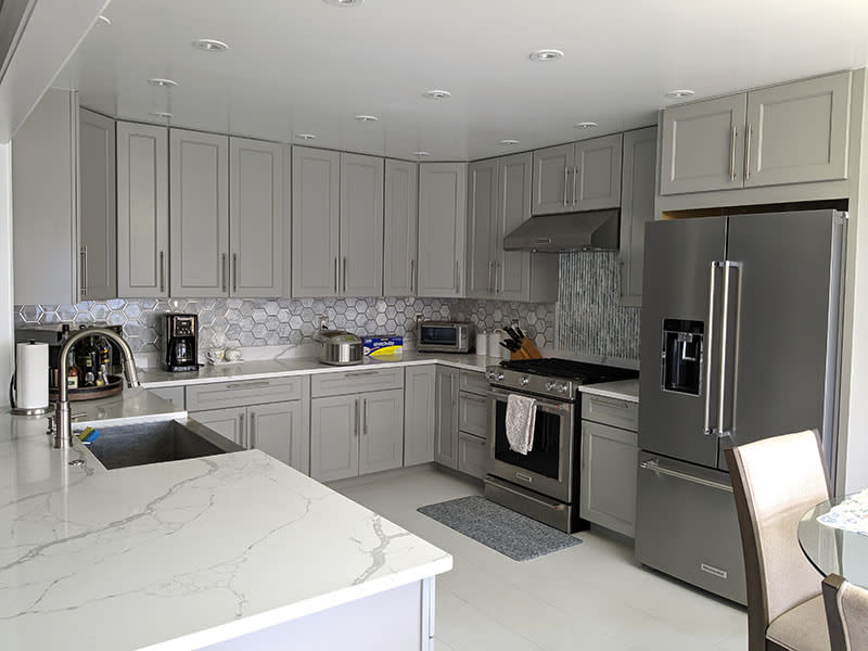 Modern Kitchen Overhaul after