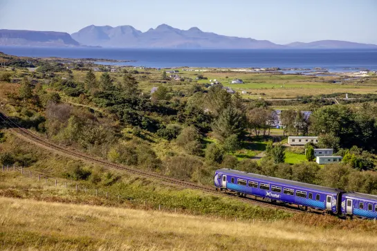 Scotrail hinter Arisaig