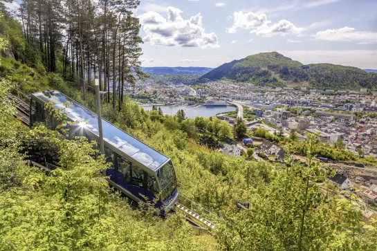 Floibahn auf den Hausberg Fløyen