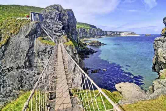 Carrick-a-rede Rope Bridge