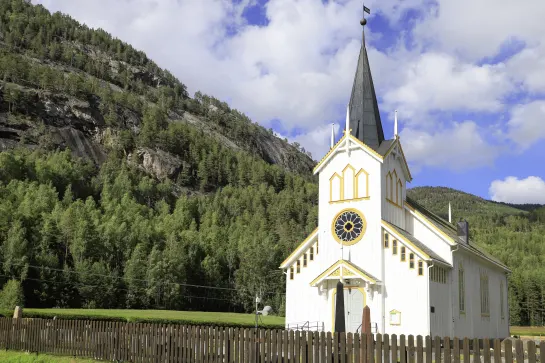 Kirche Vrådal