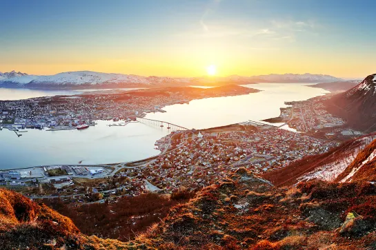 Blick auf Tromsø vom Hausberg Storsteinen