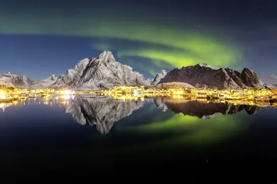 Lofoten unter dem Nordlichthimmel