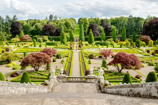 Drummond Castle Gardens