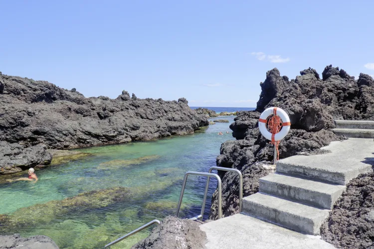 Praia dos Biscoitos, Terceira