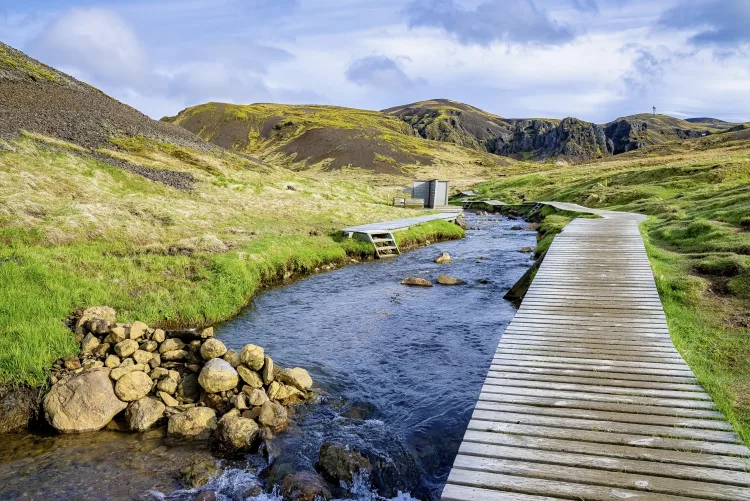 Heiße Quelle Reykjadalur